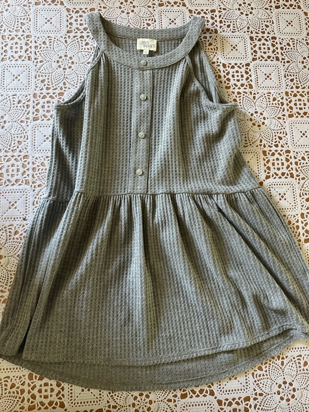 AVA JAMES Women's Gray Sleeveless Button Front Waffle Knit Blouse